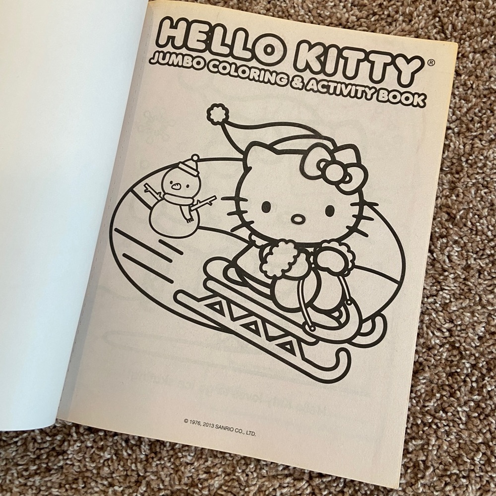 Hello Kitty Coloring Book - Picture 3 of 8